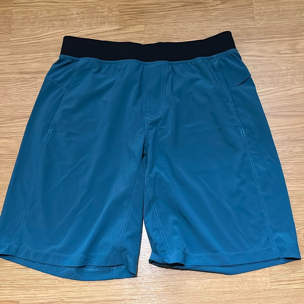 Lulu lemon shorts